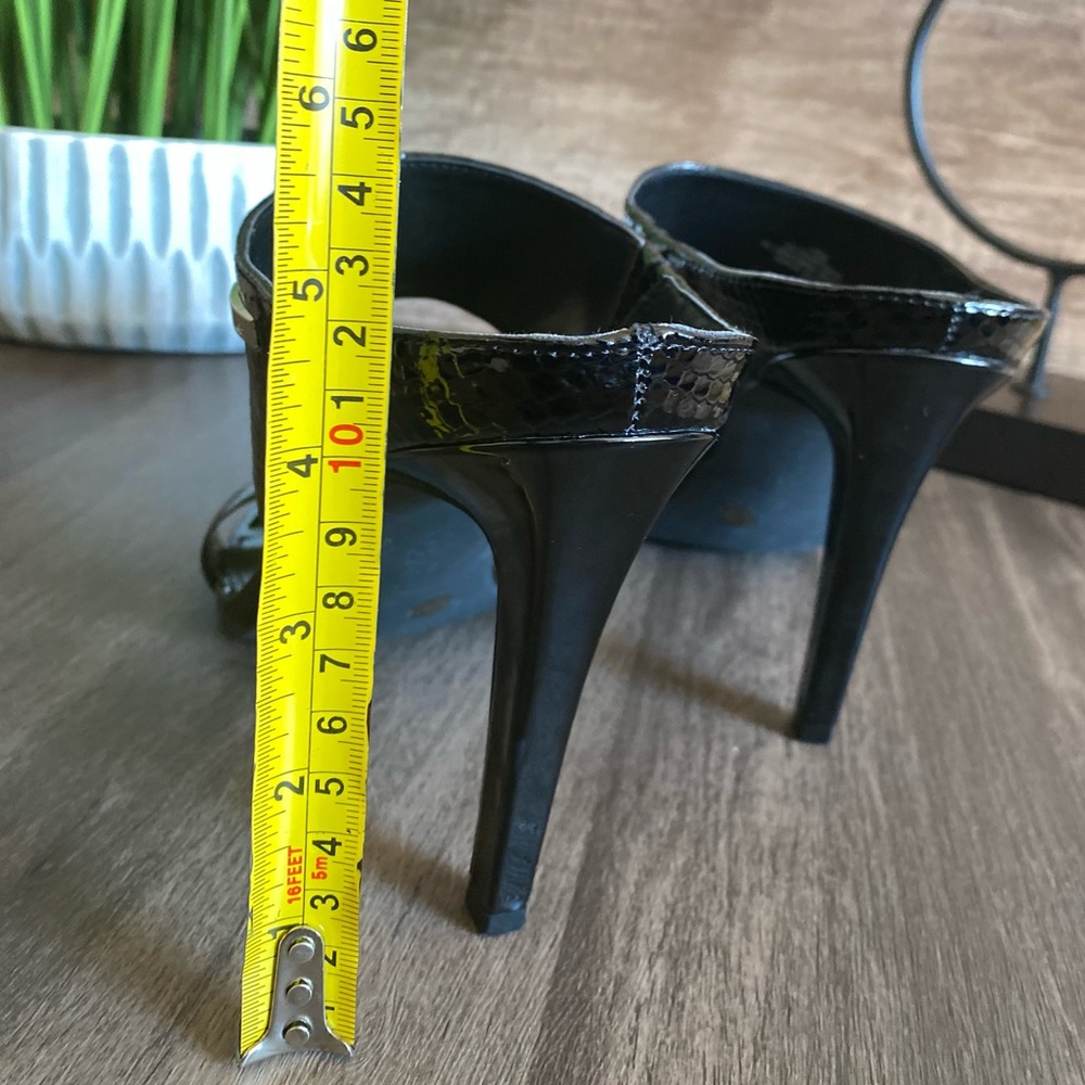Calvin Klein - Cecily Python Pump (Open Toe) - Picture 3 of 7
